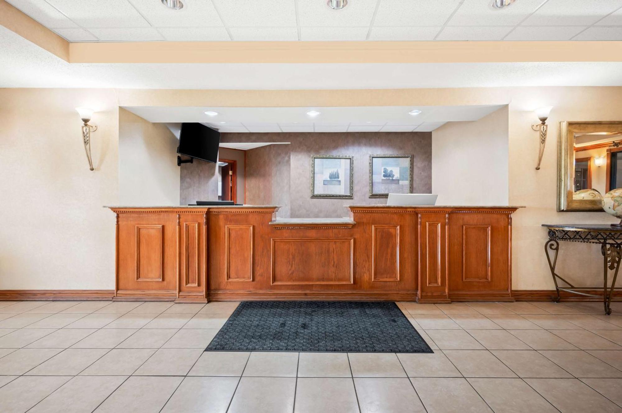 Best Western Annawan Inn Екстер'єр фото