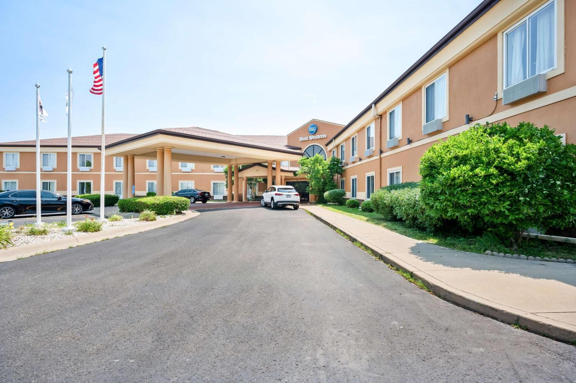 Best Western Annawan Inn Екстер'єр фото