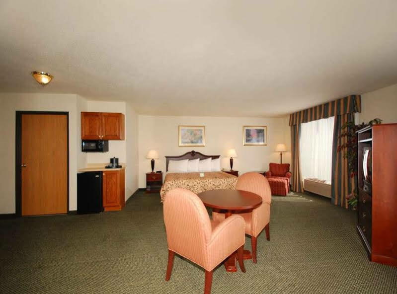 Best Western Annawan Inn Екстер'єр фото